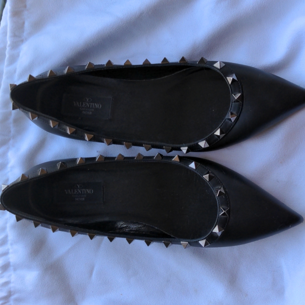 Authentic Valentino spike shoes - flats black size 38.5 with ID #